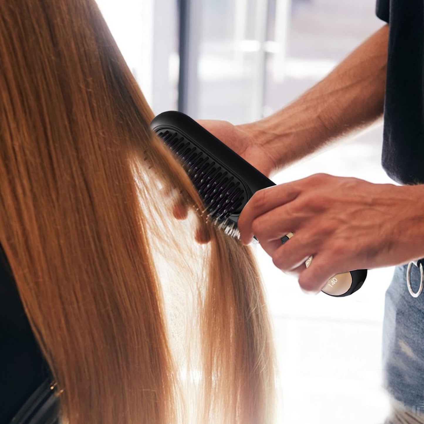 Instant Straight Hair Brush – Smooth & Tangle-Free in Minutes